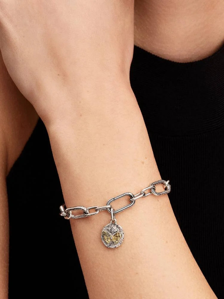 Tvåfärgad Butterfly Medallion Berlock – se 2