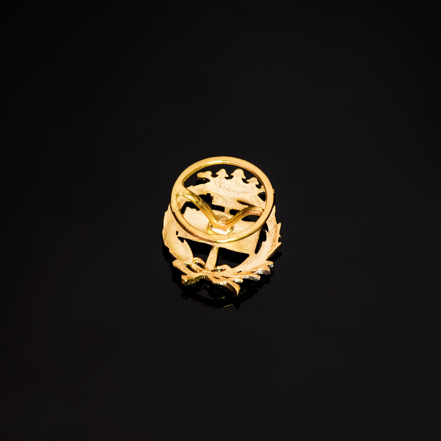 Badge Géologique Or Jaune 18K 17 X 14 mm