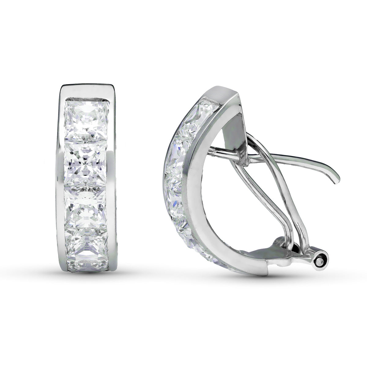 9K Boucles d'oreilles en Or Blanc et Oxydes de Zirconium. 20X5 mm Fermoir Omega
