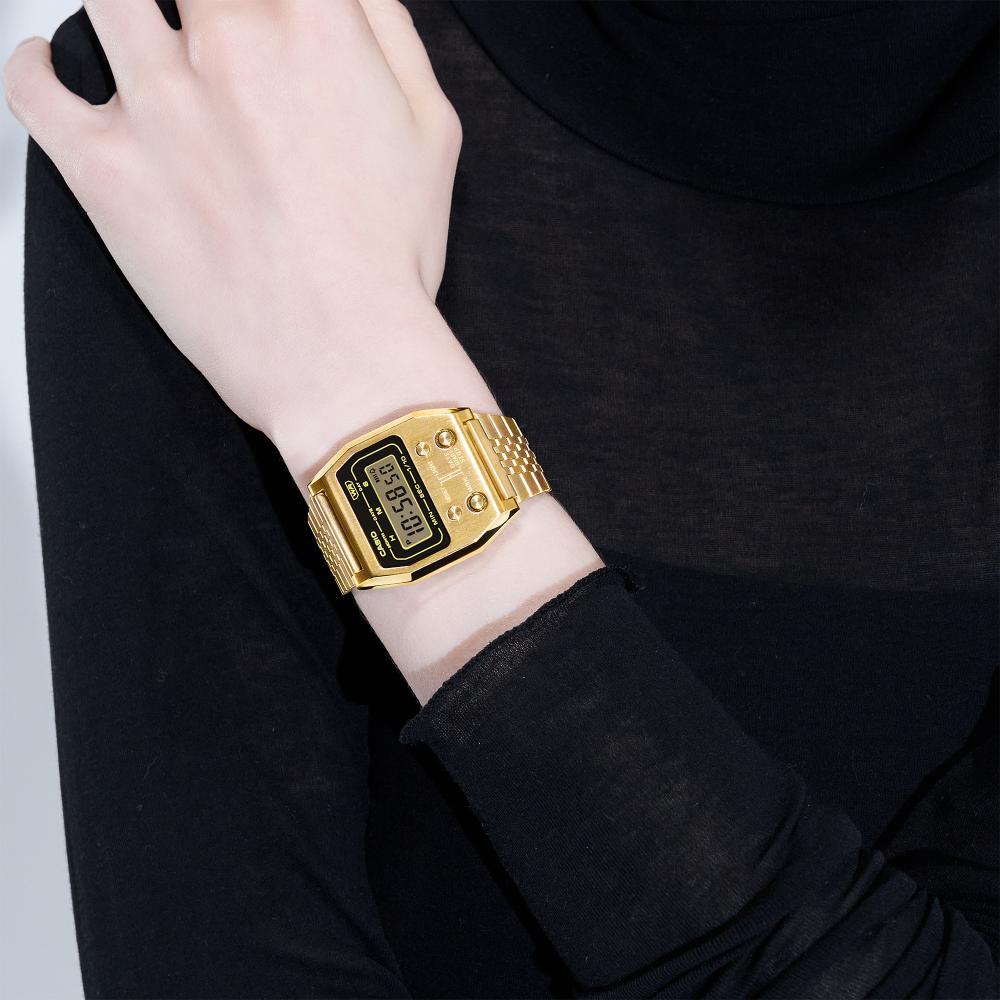 Collection Vintage - A1100G-5EF - Montre Casio – boîtier en acier doré poli, cadran marron, écran numérique, bracelet en acier doré – vue 2