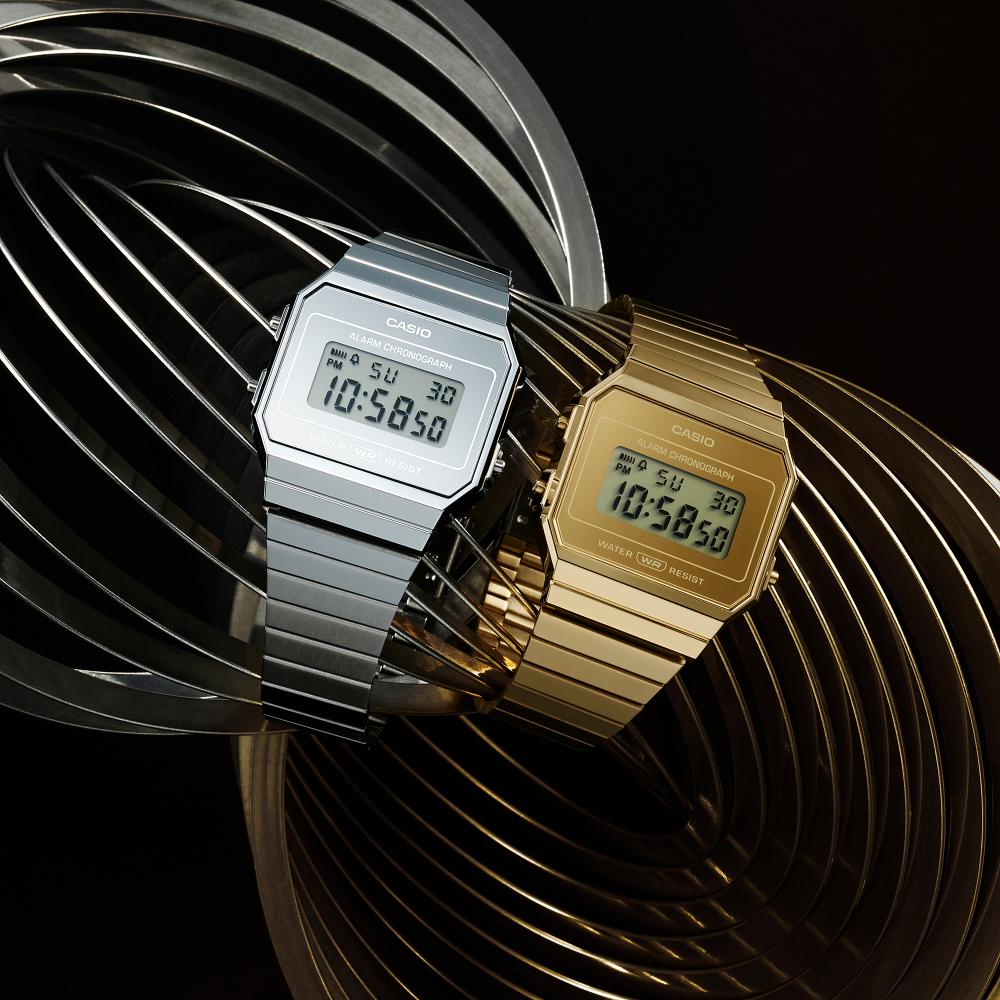 Collection Vintage - A700WEV-7AEF - Montre Casio – boîtier extra-plat argenté chromé, cadran monochrome, bracelet en acier inoxydable – vue 3