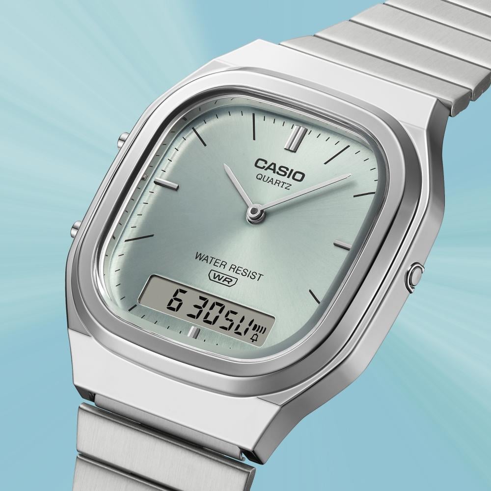 Collection Vintage - AQ-240E-2AEF - Montre Casio – boîtier argenté, cadran vert d'eau ensoleillé, bracelet en acier inoxydable – vue 3