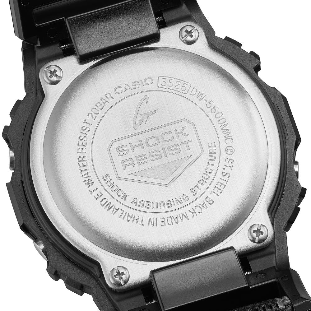 Collection G-Shock - DW-5600MNC-1ER - Montre Casio – boîtier en résine noir, bracelet en tissu noir à fermeture magnétique – vue 7