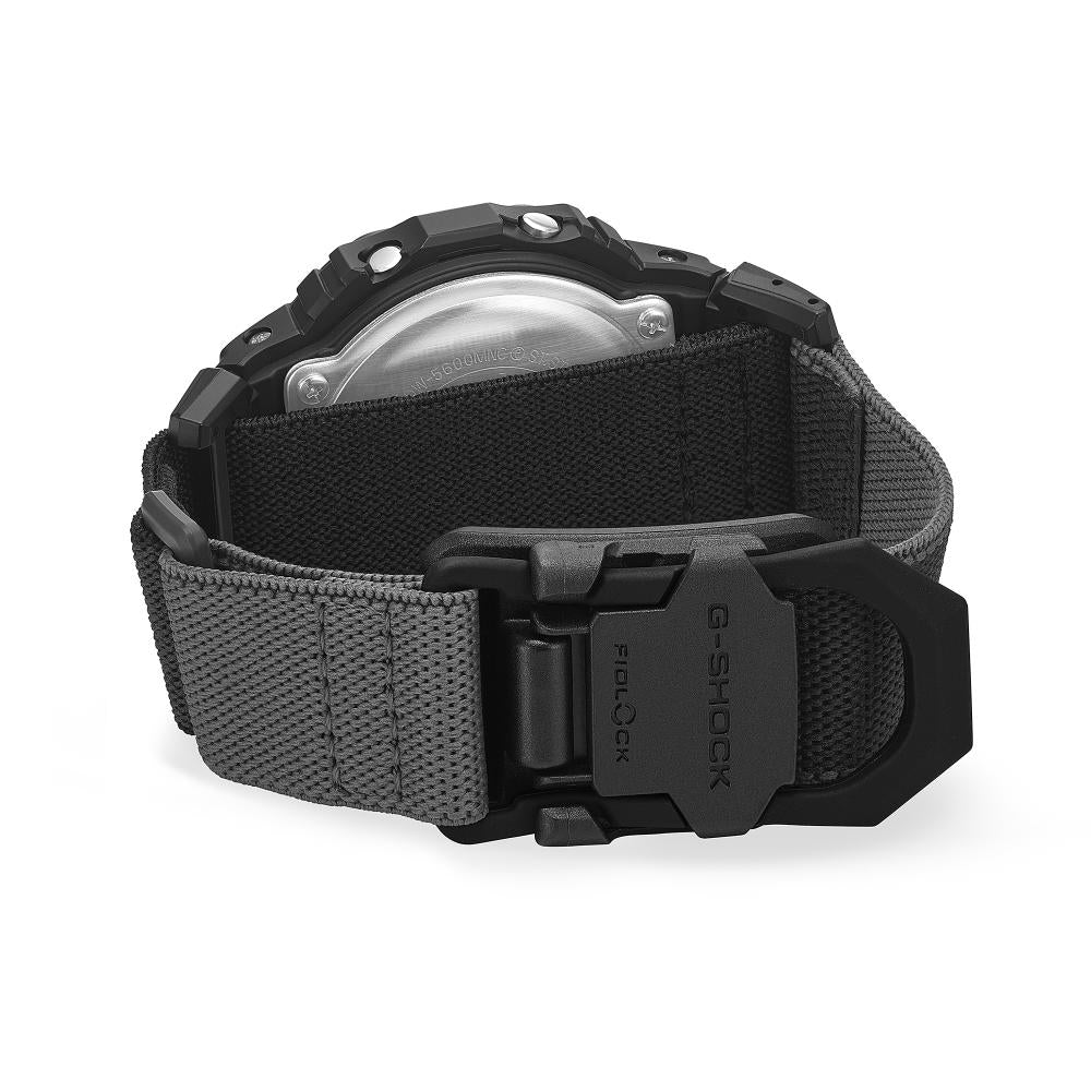 Collection G-Shock - DW-5600MNC-1ER - Montre Casio – boîtier en résine noir, bracelet en tissu noir à fermeture magnétique – vue 8