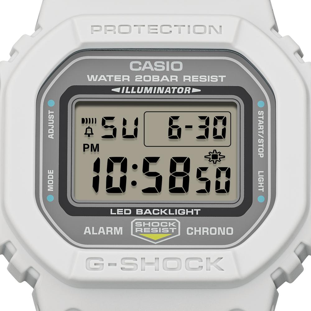 Collection G-Shock - DW-5600MNC-7A8ER - Montre Casio – boîtier en résine clair, bracelet en tissu clair à fermeture magnétique – vue 2
