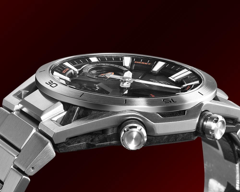 Collection Edifice - ECB-2300D-1AEF - Montre Casio – montre analogique-numérique noire, boîtier carbone et acier, bracelet en acier inoxydable argenté – vue 5