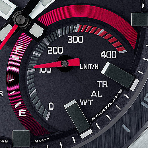 Collection Edifice - ECB-900DB-1AER - Montre Casio – boîtier en acier inoxydable argenté, cadran noir à touches rouges, bracelet en acier – vue 2