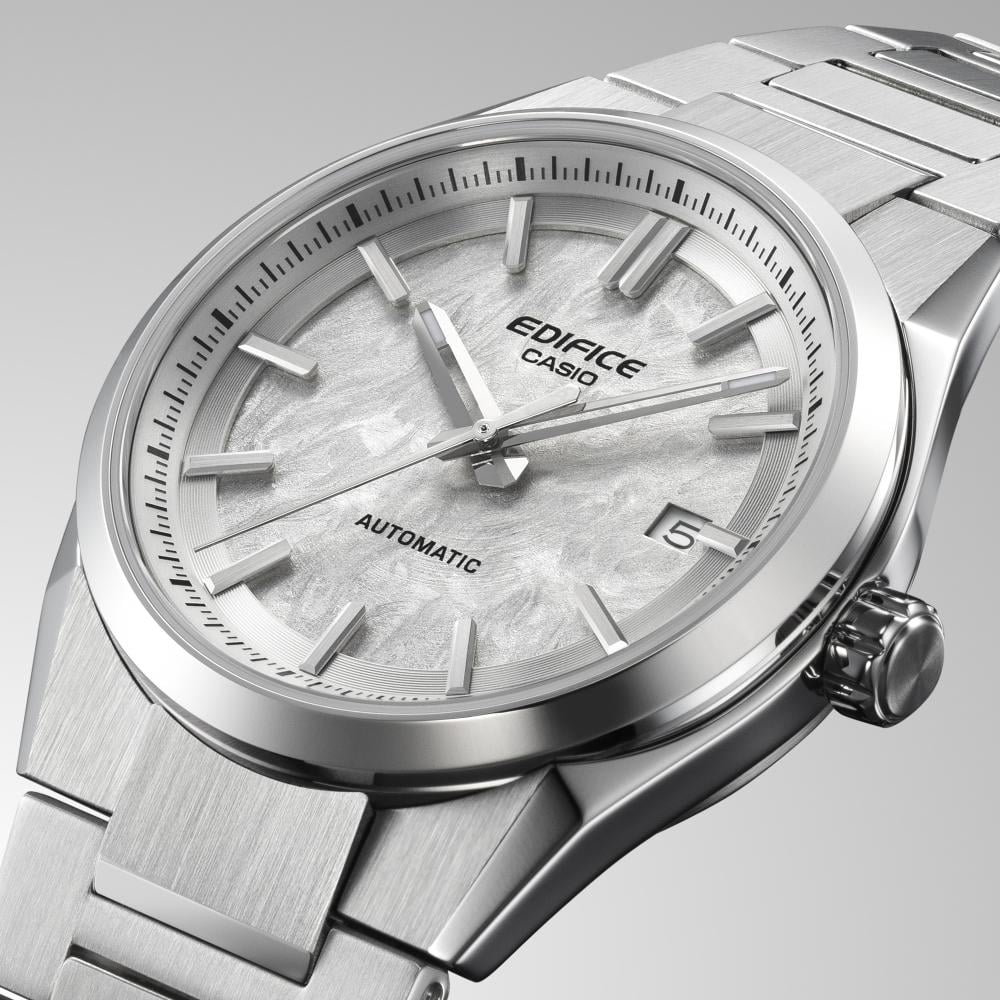 Collection Edifice - EFK-110D-7AER - Montre Casio – boîtier compact en acier argenté, cadran clair texturé, bracelet en acier – vue 6
