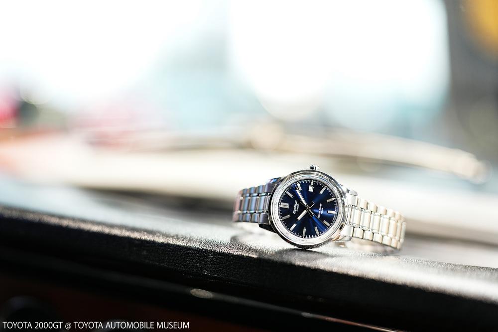 Collection Edifice - EFR-109D-2AER - Montre Casio – boîtier en acier argenté, cadran bleu, bracelet en acier inoxydable – vue 2
