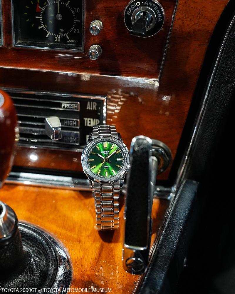 Collection Edifice - EFR-109D-3AER - Montre Casio – boîtier en acier argenté, cadran vert, bracelet en acier inoxydable – vue 4