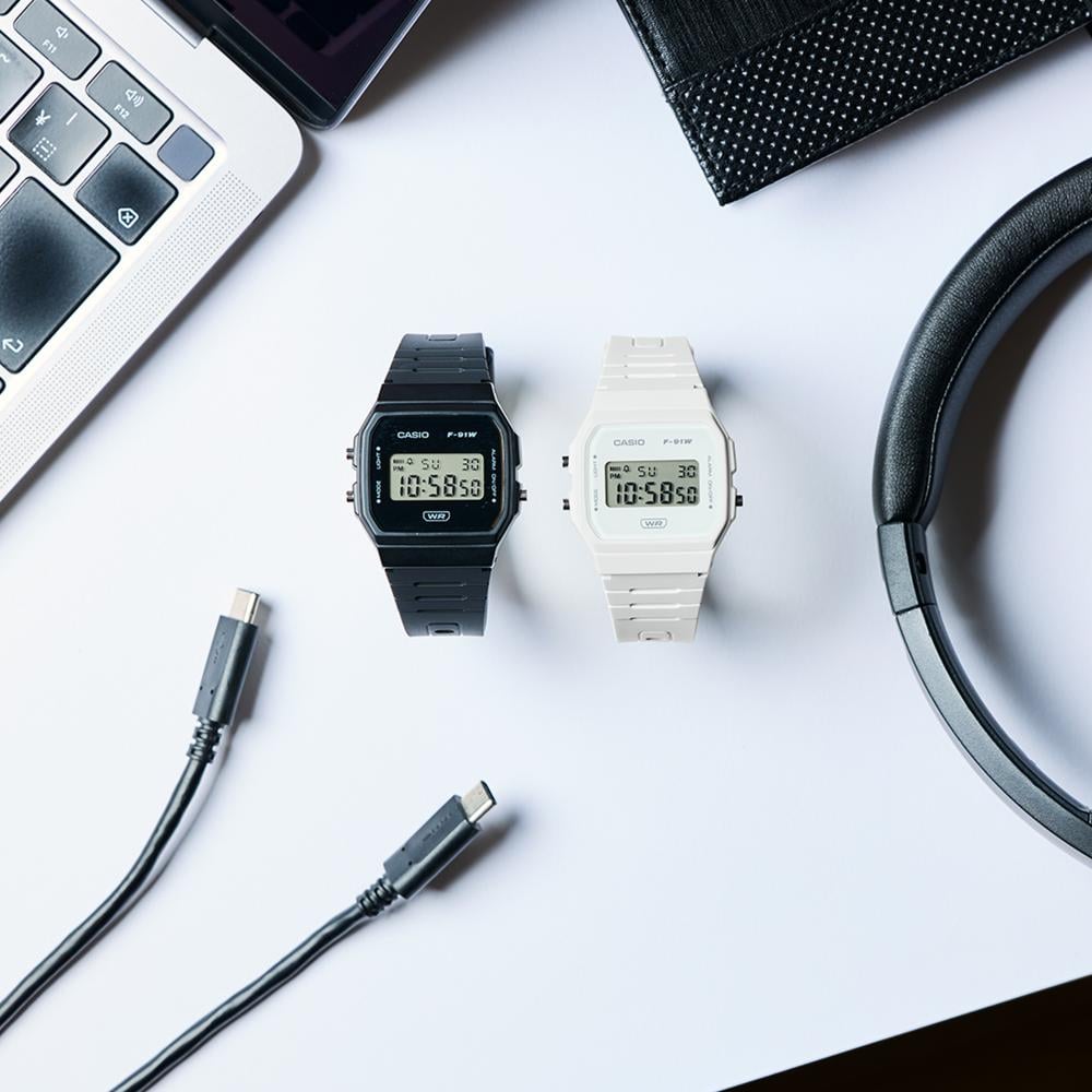 Collection Timeless - F-91WB-1AEF - Montre Casio – boîtier en résine biosourcée noire, écran LCD épuré, bracelet en résine bio noir – vue 6