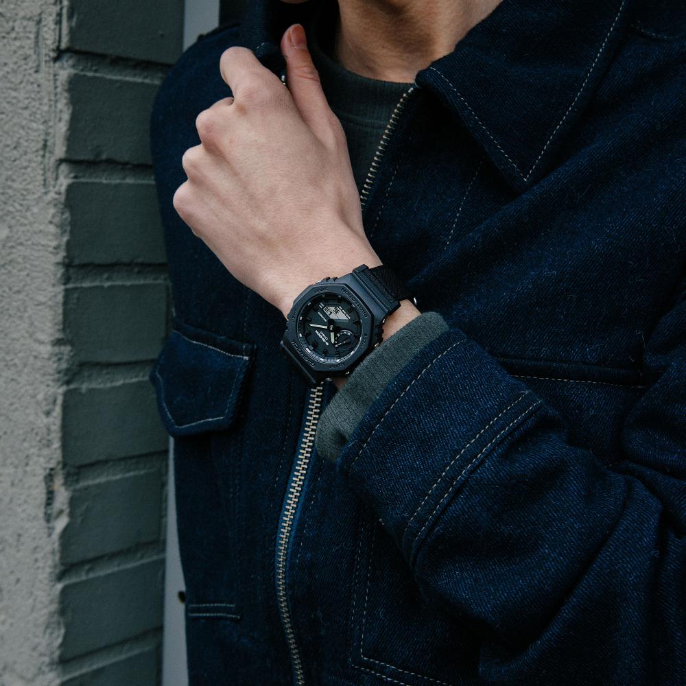 Collection G-Shock - GA-2100BCE-1AER - Montre Casio – boîtier octogonal noir, bracelet en tissu Cordura noir – vue 3