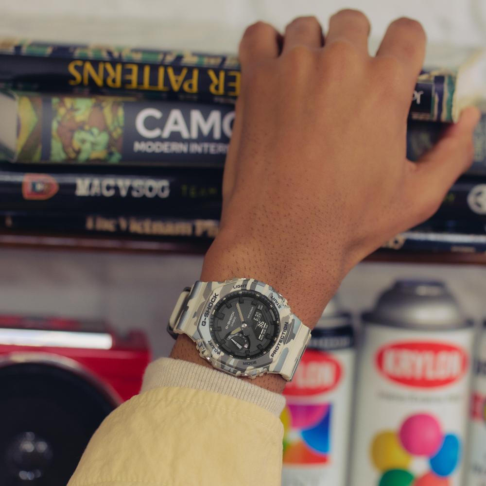 Collection G-Shock - GA-2100CM-5AER - Montre Casio – boîtier à motif camouflage marron, bracelet en résine bio marron – vue 3