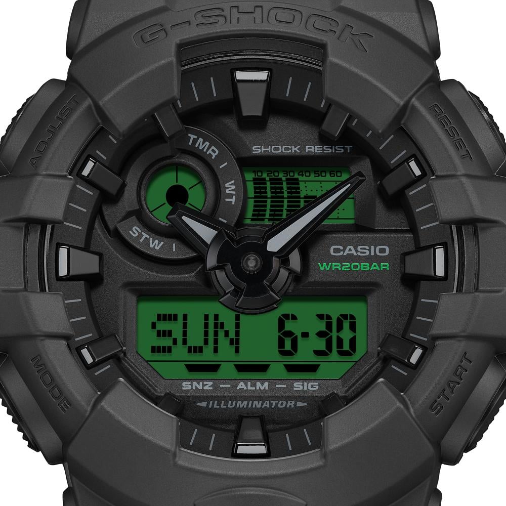 Collection G-Shock - GA-700BEG-1AER - Montre Casio – très grand boîtier en résine noir, écran à touches vert électrique, bracelet en résine noir – vue 4