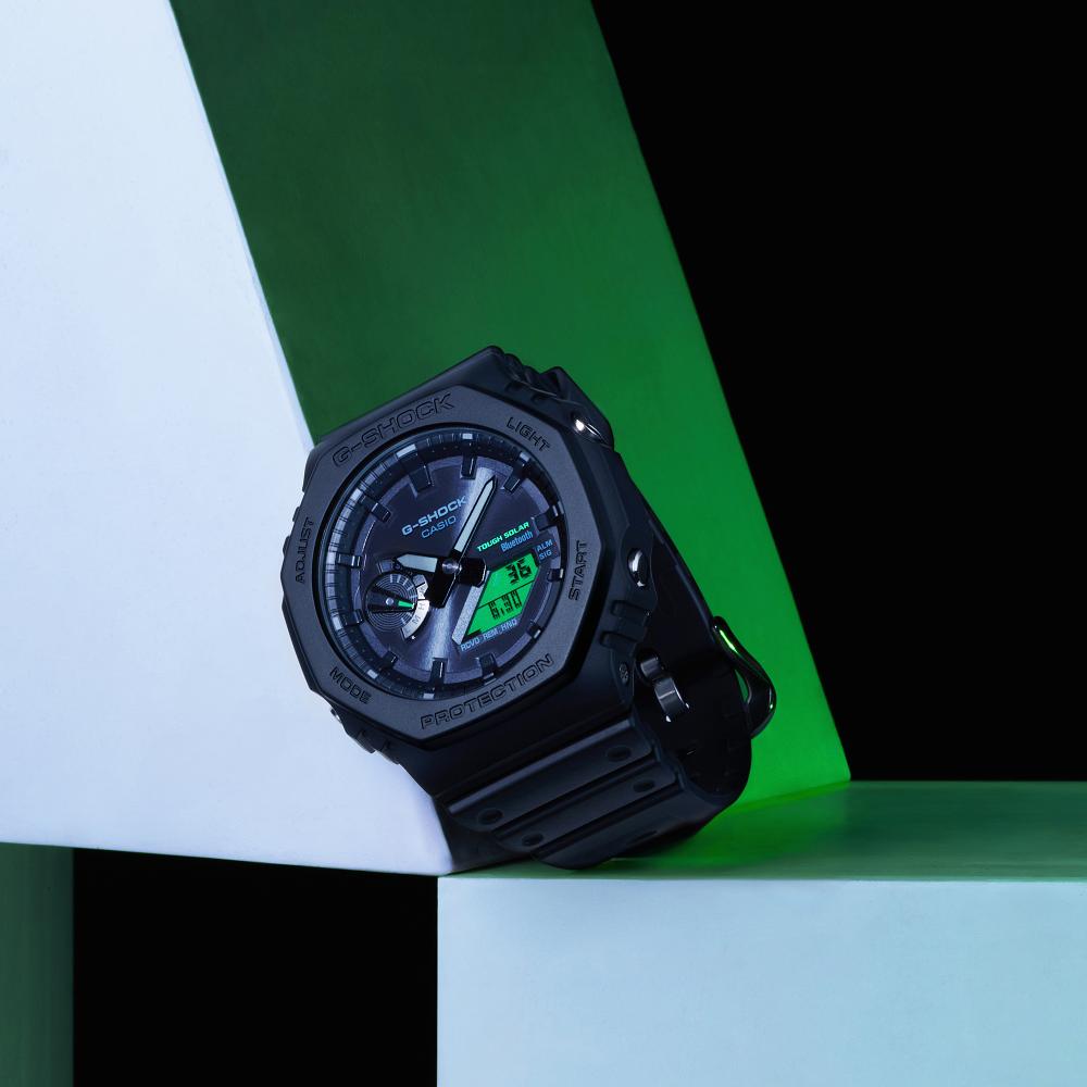Collection G-Shock - GA-B2100BEG-1AER - Montre Casio – boîtier en carbone et résine bio noir, écran à touches vert électrique, bracelet en résine bio noir – vue 2