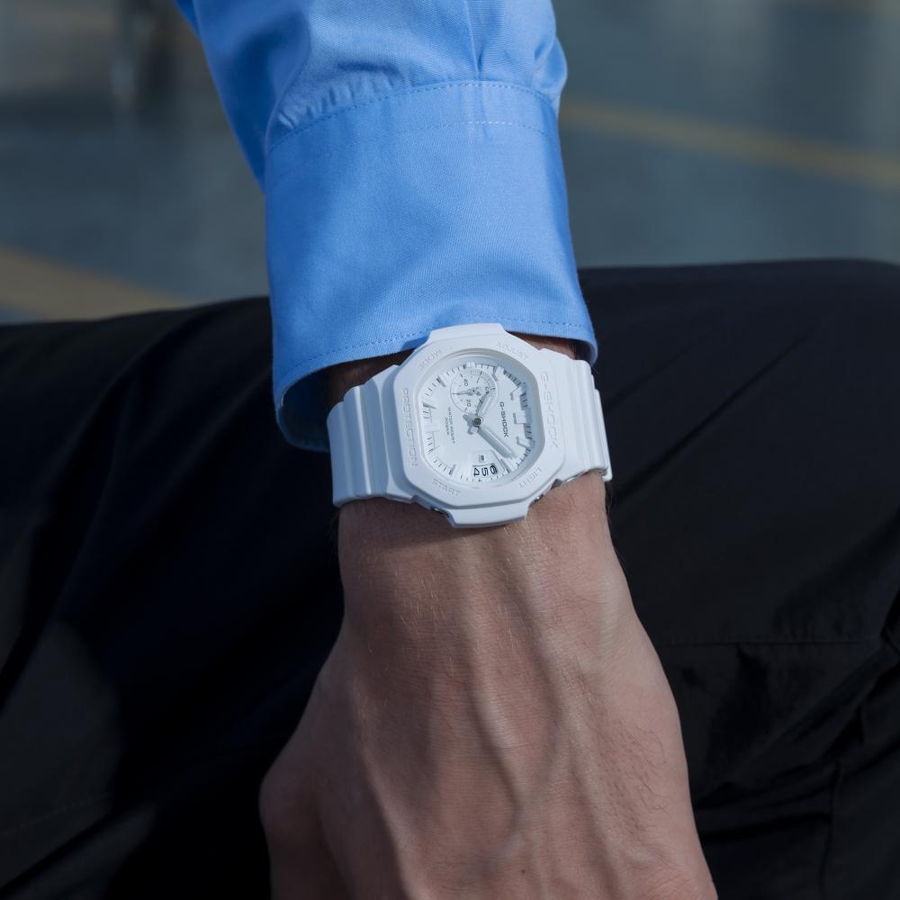 Collection G-Shock - GAC-2500-7AER - Montre Casio – montre analogique, boîtier en résine bio blanc, bracelet en résine bio blanc – vue 2