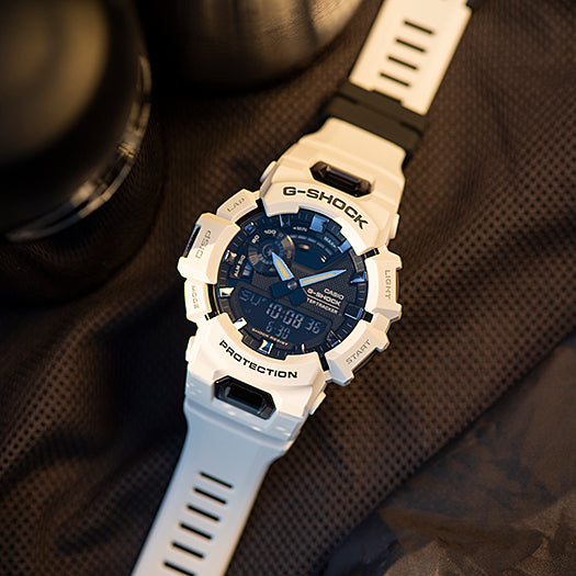 Collection G-Shock - GBA-900-7AER - Montre Casio – montre connectée, boîtier en résine blanc, bracelet en résine blanc – vue 4