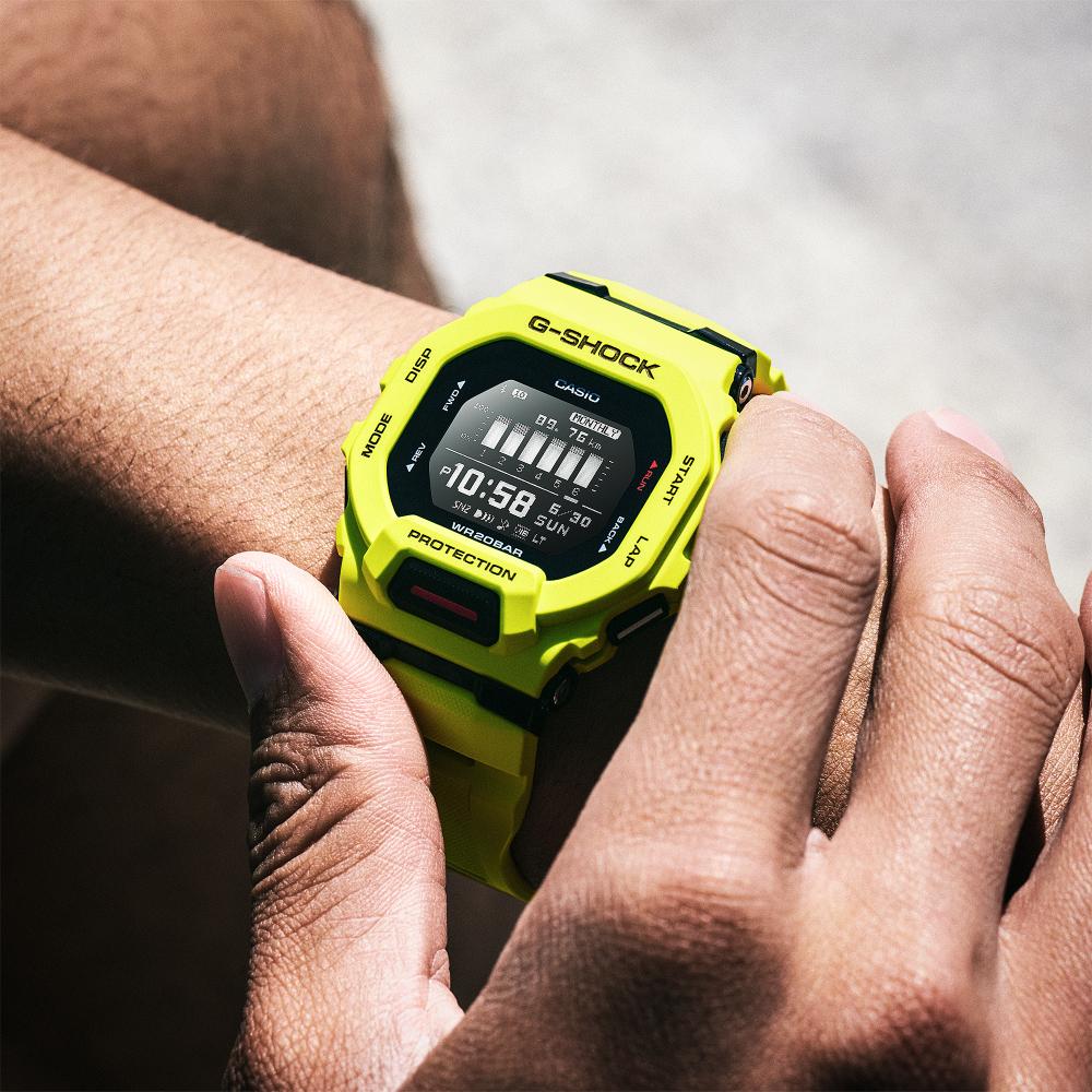 Collection G-Shock - GBD-200-9ER - Montre Casio – montre numérique, boîtier et bracelet en résine jaune – vue 6