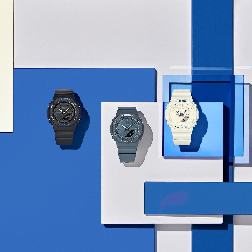 Collection G-Shock - GMA-P2100BA-1AER - Montre Casio – boîtier compact noir à touches bleues, bracelet en résine bio noire – vue 5