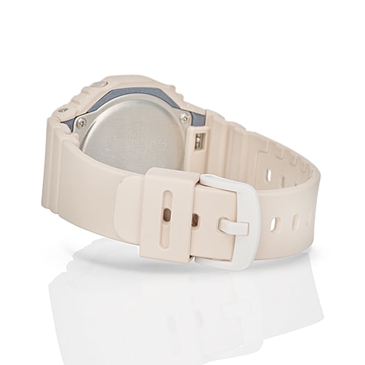 Collection G-Shock - GMA-S2100-4AER - Montre Casio – boîtier octogonal compact en carbone et résine rouge, bracelet en résine rouge – vue 7