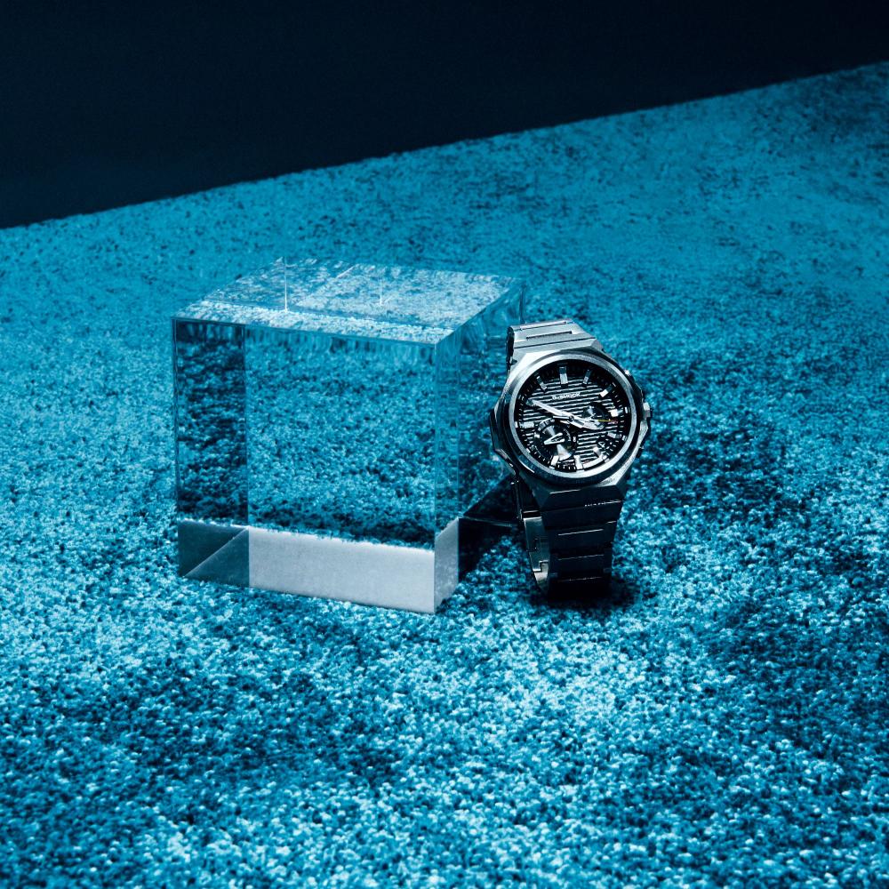Collection G-Shock - GST-B1000D-1AER - Montre Casio – boîtier en acier inoxydable, cadran noir, bracelet en acier inoxydable – vue 3