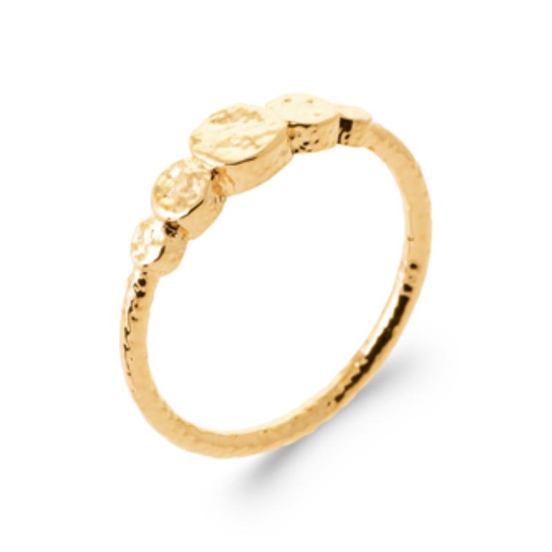 Anillo Martillado – Chapado en Oro | Azuline