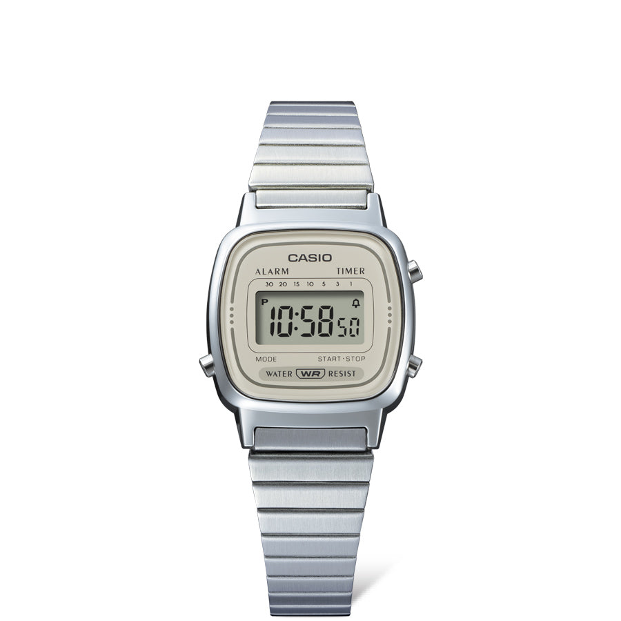 Collection Vintage - LA670WEA-8AEF - Montre Casio – petit boîtier carré argenté, cadran gris, écran numérique, bracelet en acier inoxydable – vue 4