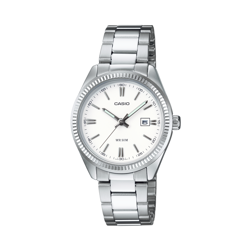 Collection Timeless - LTP-1302PD-7A1VEG - Montre Casio – boîtier argenté à placage ionique, cadran clair avec date, bracelet en acier inoxydable – vue de face