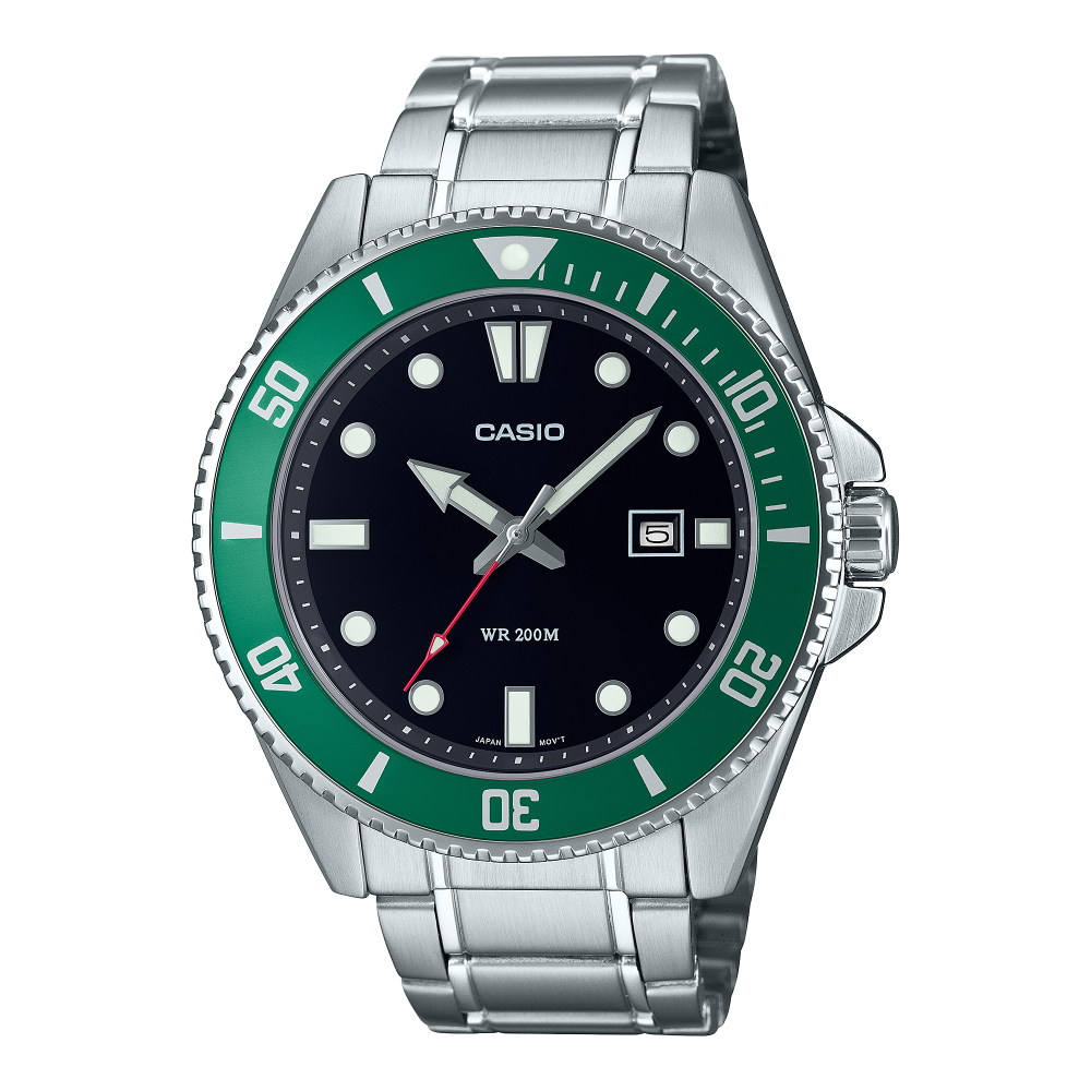 Collection Timeless - MDV-107D-3AVEF - Montre Casio – boîtier en acier inoxydable argenté, cadran vert, lunette tournante, bracelet en acier inoxydable – vue de face
