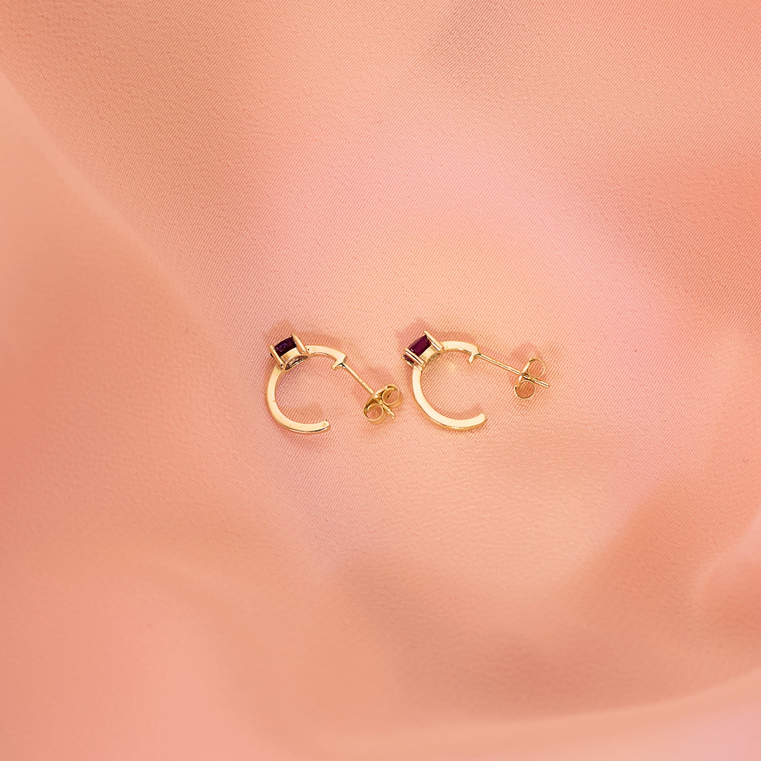 18K gult guld og Ruby Hoop Øreringe 12 X 3 Mm. Butterfly klapvogn lås