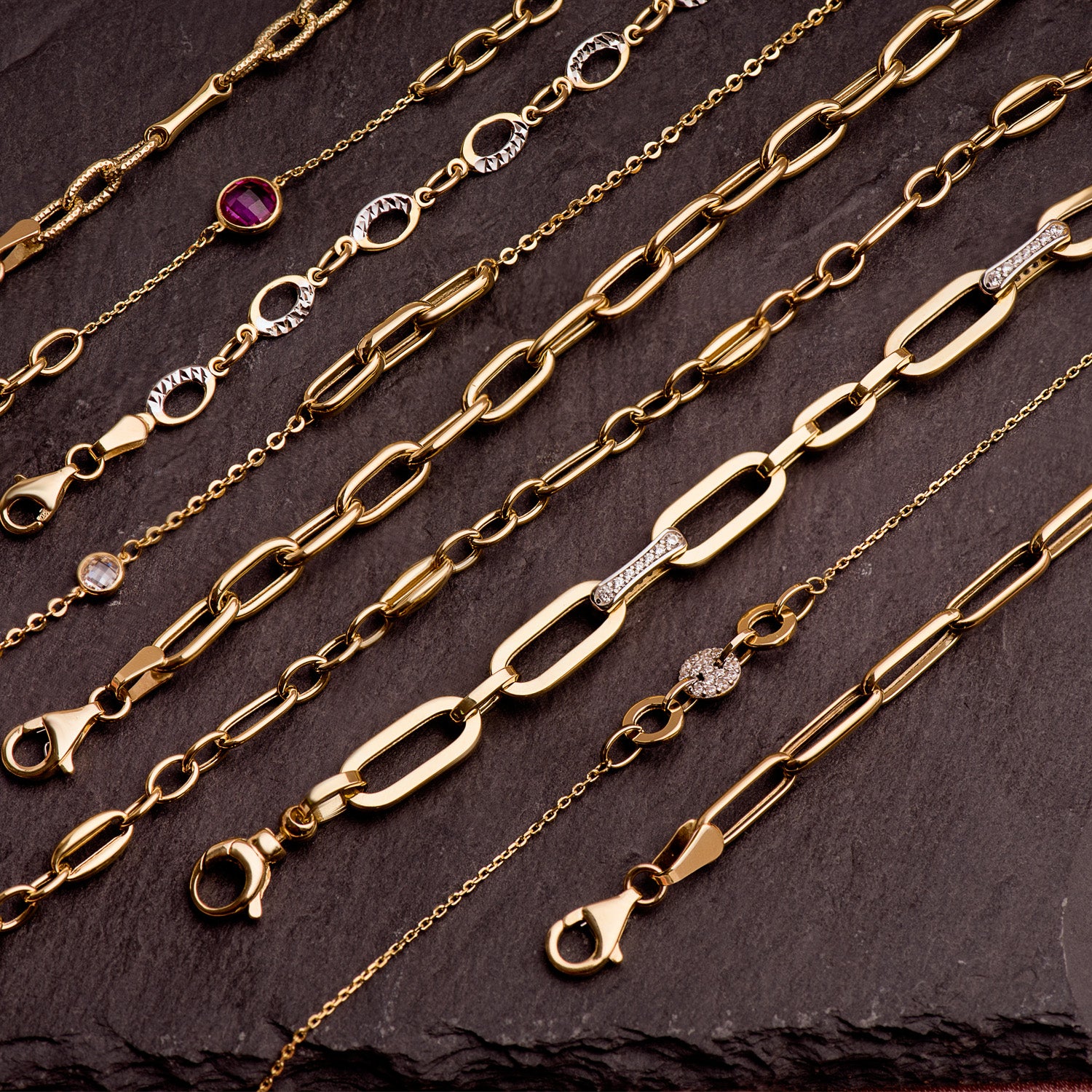18K gul guld hul armbånd. Bredde 5 mm Længde 19 Cm