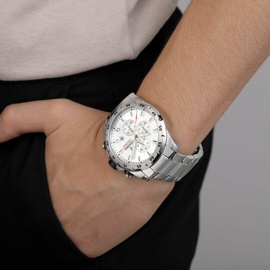 Montre homme Festina TIMELESS CHRONOGRAPH F20463/1 – cadran argenté bracelet acier – portée