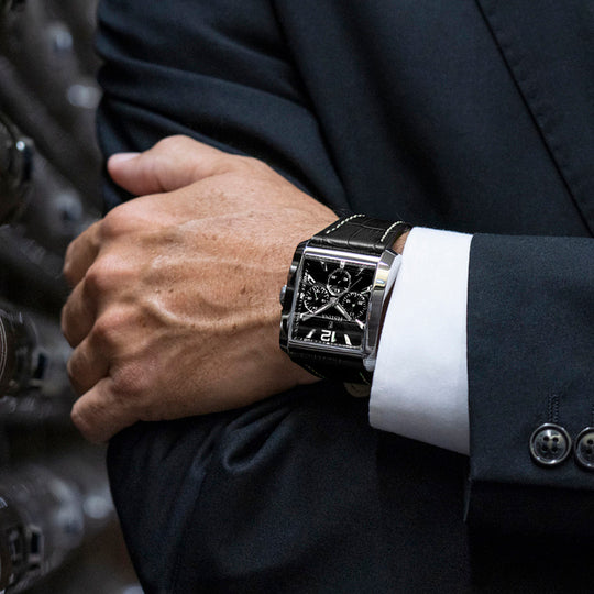 Montre homme Festina ON THE SQUARE F20636/4 – cadran noir bracelet cuir – portée