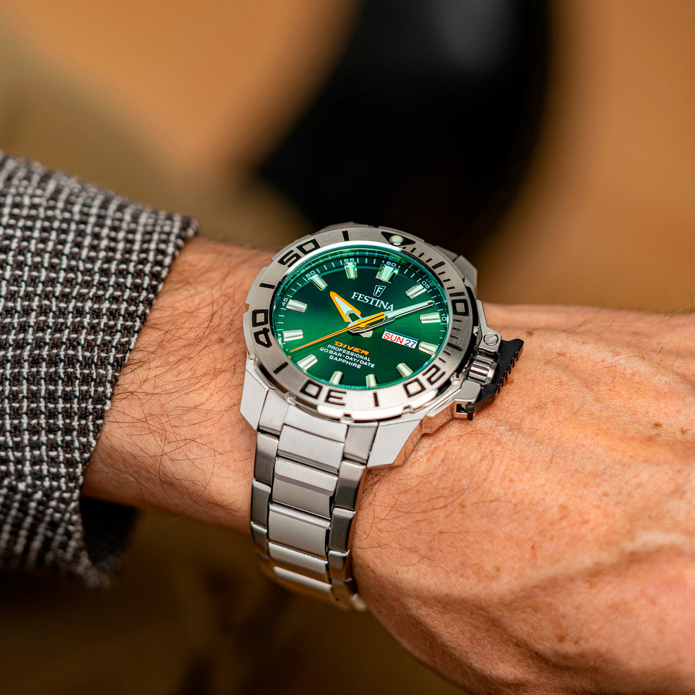 Pánské hodinky Festina THE ORIGINALS F20665/2 – tmavě zelený ciferník ocelový náramek – řada