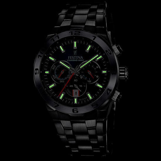 Pánské hodinky Festina SPECIÁLNÍ EDICE F20673/1 – ocelový náramek s tmavě modrým číselníkem – noční pohled