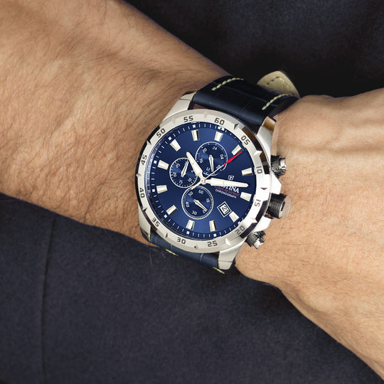 Montre homme Festina TIMELESS CHRONOGRAPH F20692/2 – cadran bleu bracelet cuir – portée