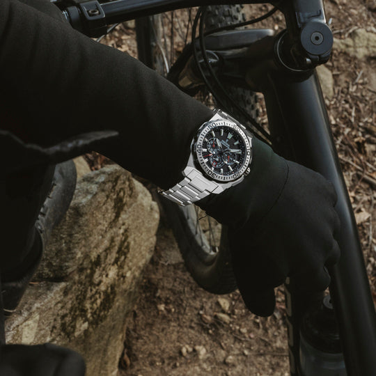 Pánské hodinky Festina CHRONO BIKE F20724/7 – černý ciferník ocelový náramek – řada