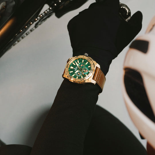 Pánské hodinky Festina CHRONO BIKE F20728/2 – zelený ciferník kožený řemínek – řada