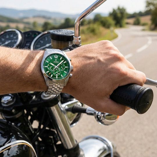 Montre homme Festina TIMELESS CHRONOGRAPH F20742/2 – cadran vert foncé bracelet acier – portée