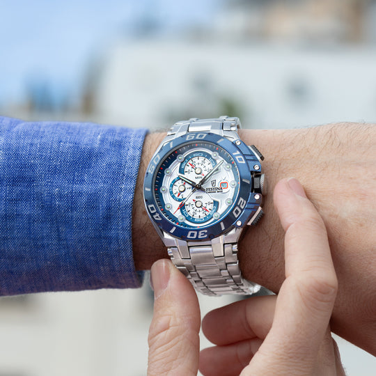 Pánské hodinky Festina CHRONO BIKE F20754/1 – bílý ciferník ocelový náramek – řada