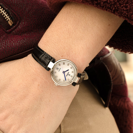 Damklocka Festina MADEMOISELLE F20782/1 – vit urtavla läderrem – serie
