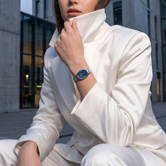 Damklocka Festina F20798/4 – blå urtavla stålarmband – serie