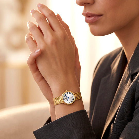 Montre femme Festina F20802/1 – cadran argenté bracelet acier doré – portée
