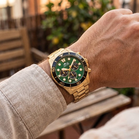 Montre homme Lotus Excellent 18758/8 – cadran vert bracelet acier – portée