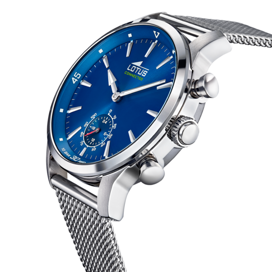 Montre connectée homme Lotus Connected 18803/2 – cadran bleu bracelet acier – vue de trois-quarts
