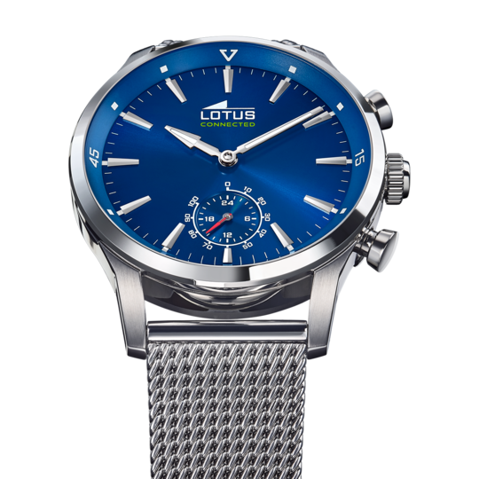 Montre connectée homme Lotus Connected 18803/2 – cadran bleu bracelet acier – vue de trois-quarts 2
