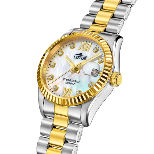 Montre femme Lotus Freedom 18931/1 – cadran blanc bracelet acier – vue de trois-quarts