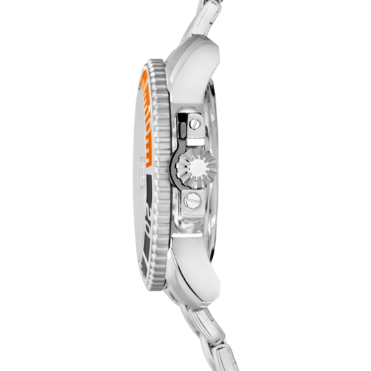 Montre homme Lotus Diver 18938/2 – cadran orange bracelet acier – vue de trois-quarts 3