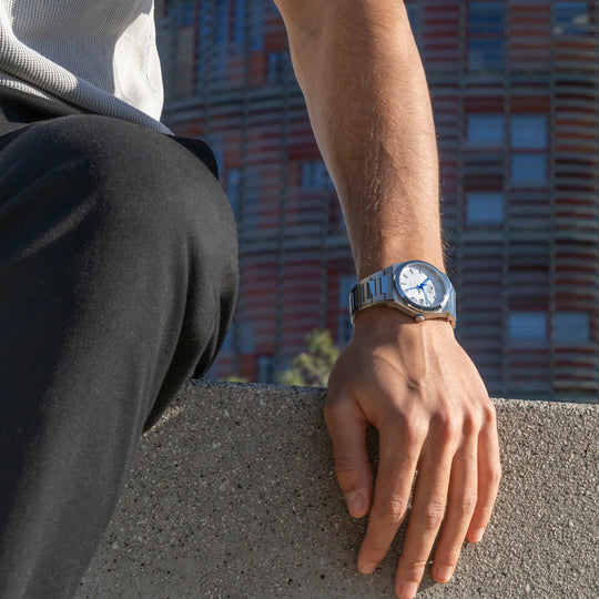 Montre homme Lotus Automatic 18999/1 – cadran argenté bracelet acier – portée