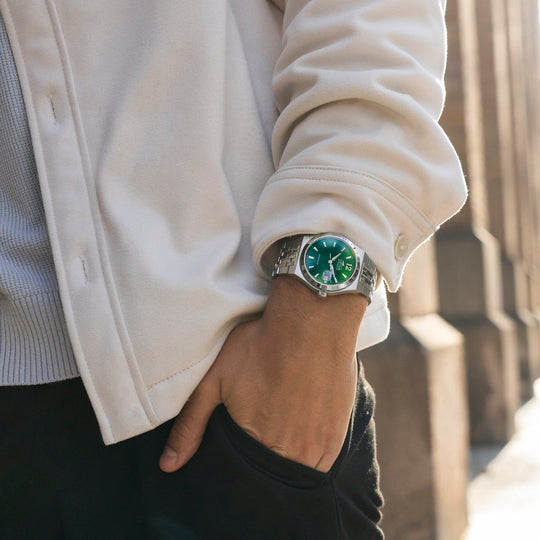 Montre homme Lotus Automatic 19000/4 – cadran vert bracelet acier – portée